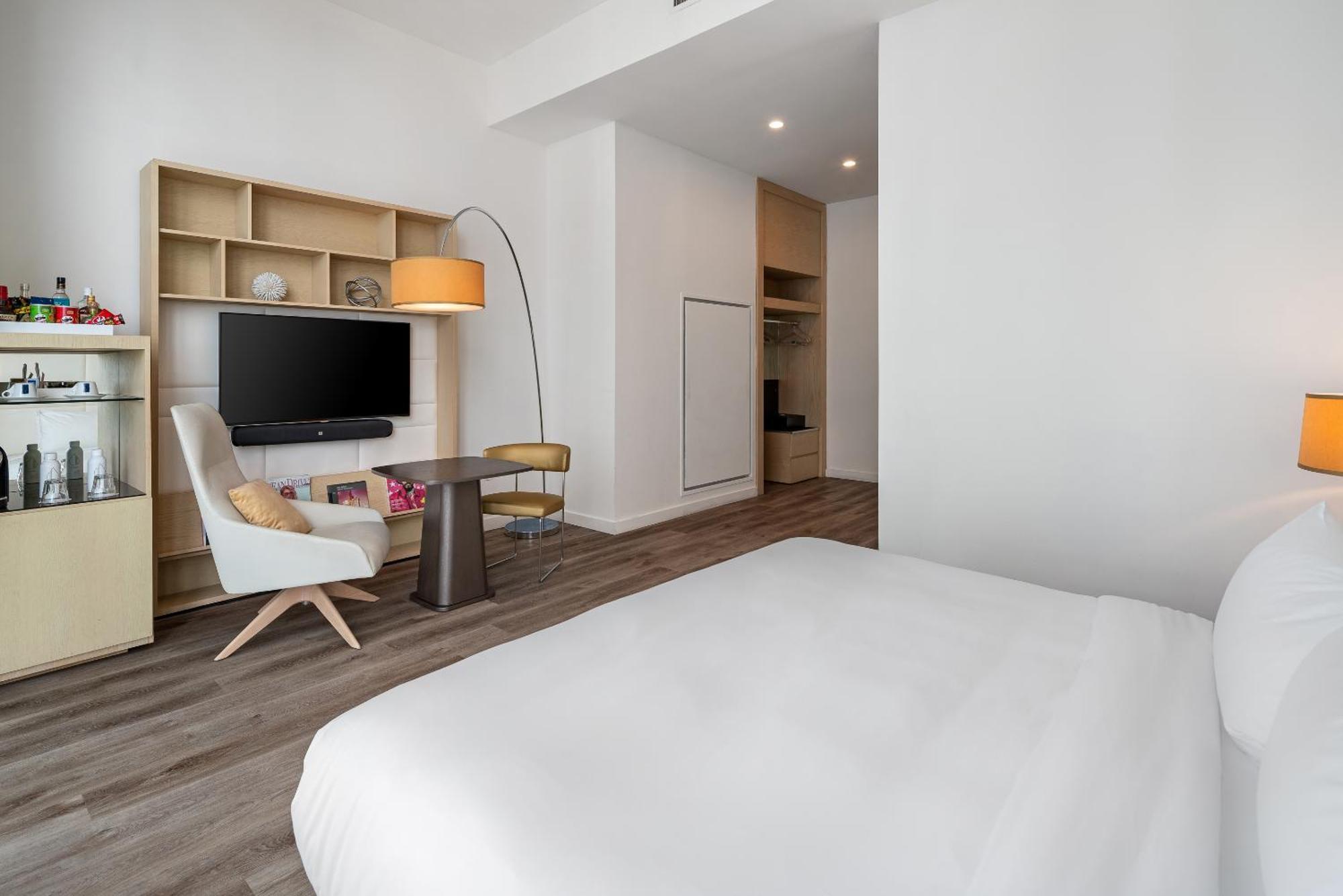 เดอะ กราเบรียล ไมอามี คูริโอ คอลเลคชั่น บาย ฮิลตัน Hotel ภายนอก รูปภาพ